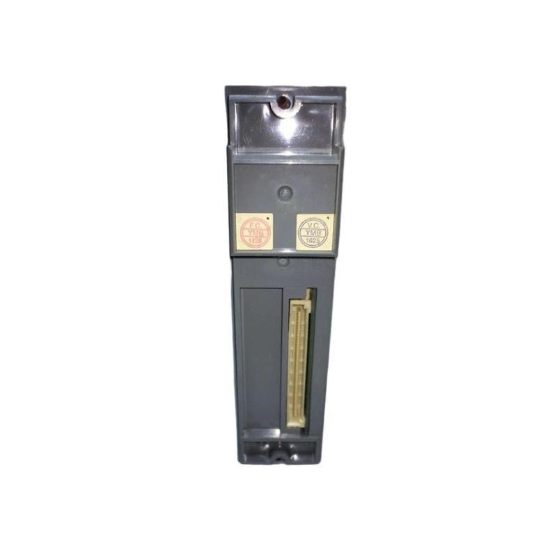 Yokogawa ADV551-P00/D5S00 Digital Output Module 30-Day Returns！