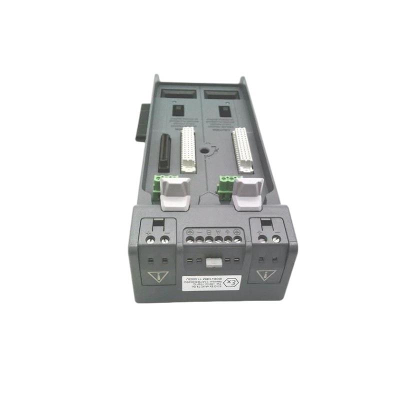 Emerson SE3051C0 2-Wide Power/Controller Carrier Original