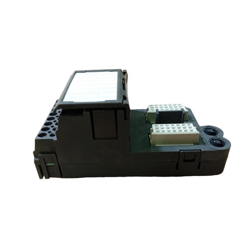 Emerson VE4002S1T2B1 12P2536X062 Output 24V+ Terminal Block New In Stock