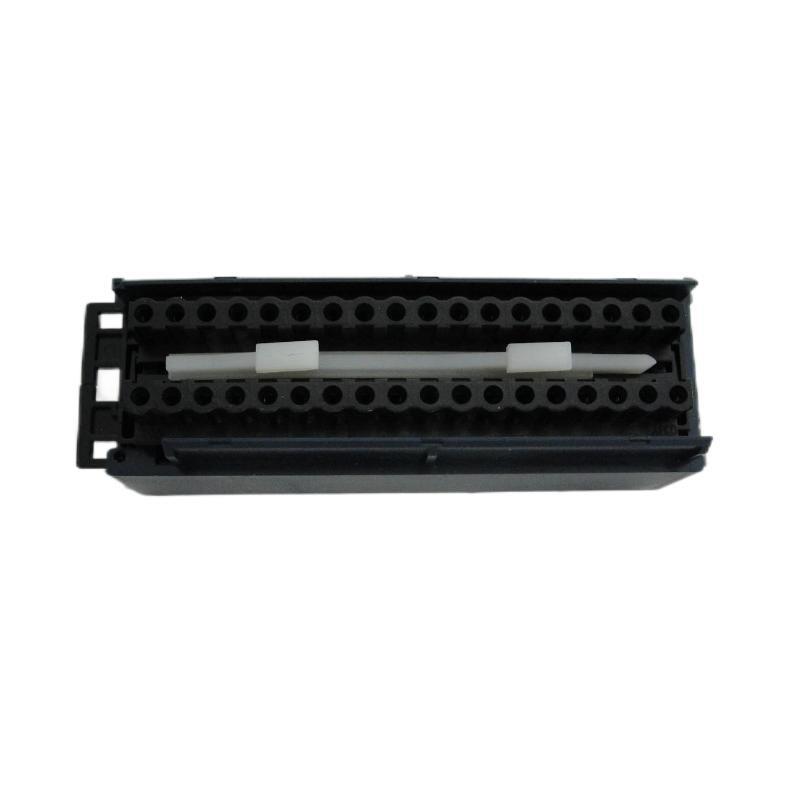 GE IC693MDL754 Series 90-30 DC Voltage Output Module Fast Shipping!