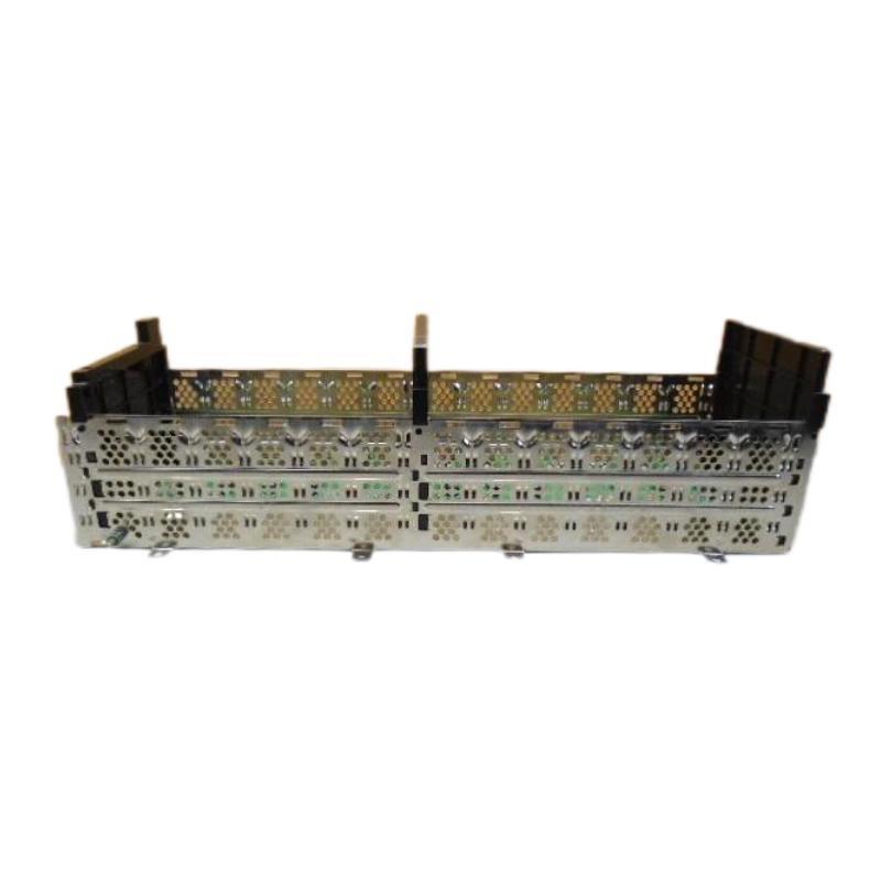 Honeywell TC-FXX132 C200 Rack Truste