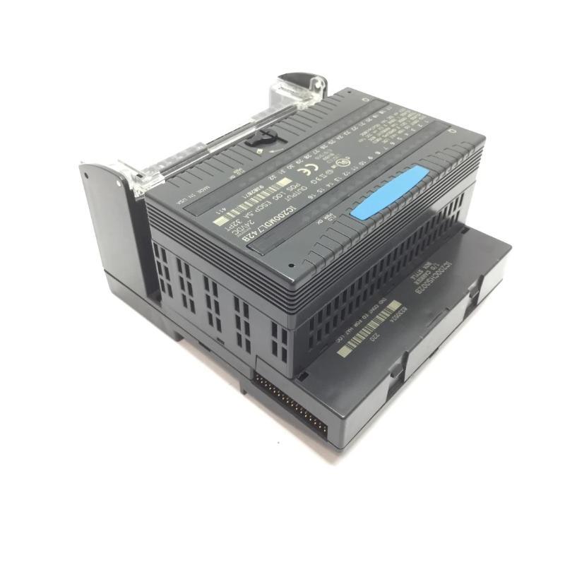GE IC200CHS002B VersaMax I/O Carrier, Local Box Style 30-Day Returns！