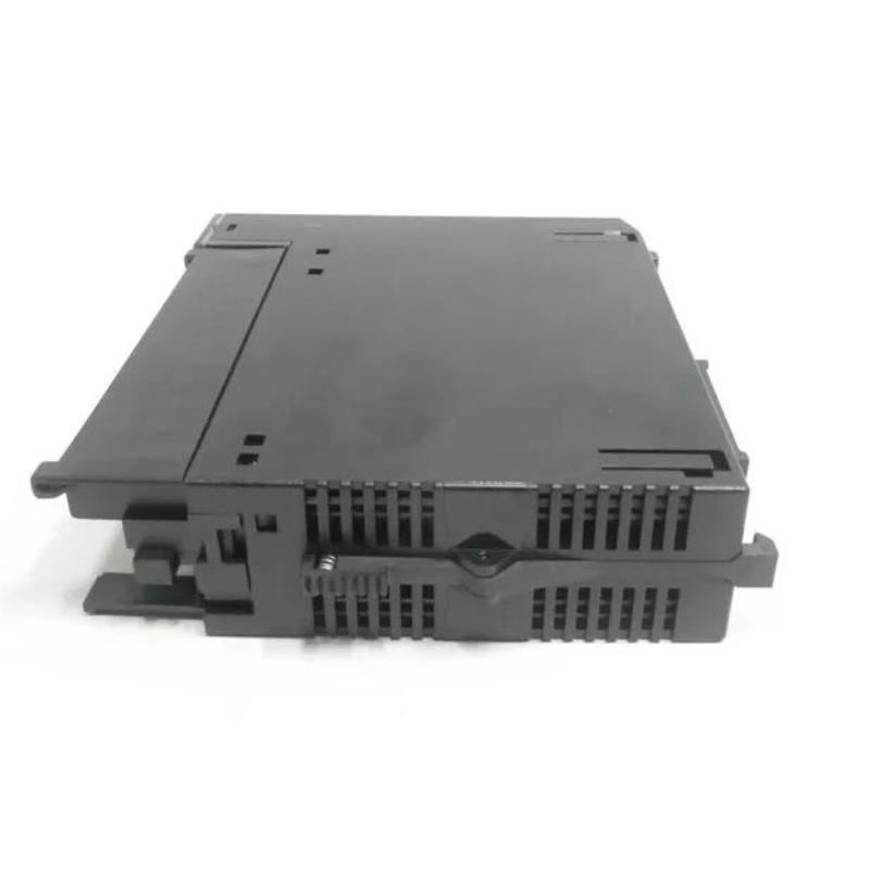 GE IC693MDL340D Series 90-30 PLC AC Voltage Output Module 30-Day Returns！