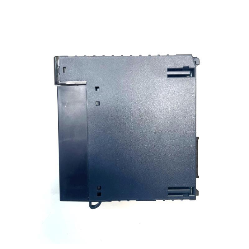 GE IC694ACC300 PACSystems RX3i DC Voltage Input Simulator New In Stock