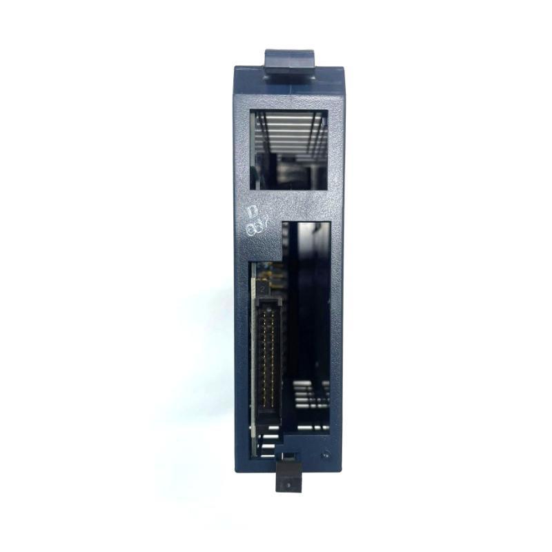 GE IC694ACC300 PACSystems RX3i DC Voltage Input Simulator New In Stock