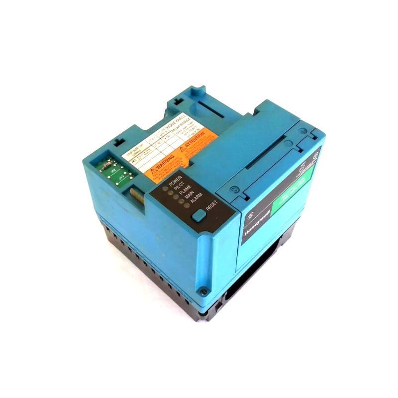 Honeywell RM7838A1014 7800 SERIES Burner Control New In Stock