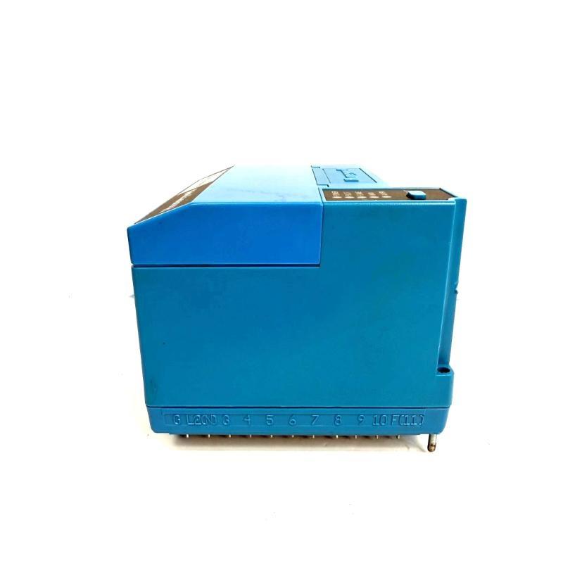 Honeywell RM7840L1075 Burner Control Fast Shipping!