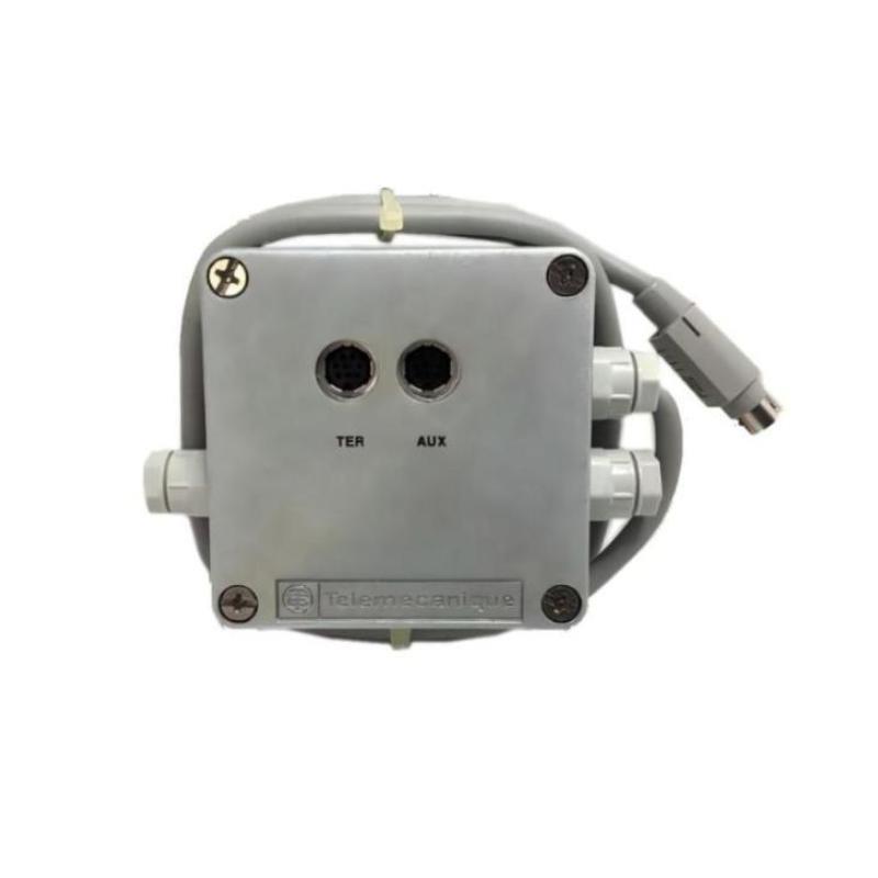 Schneider TSXPACC01 Terminal Port Ju