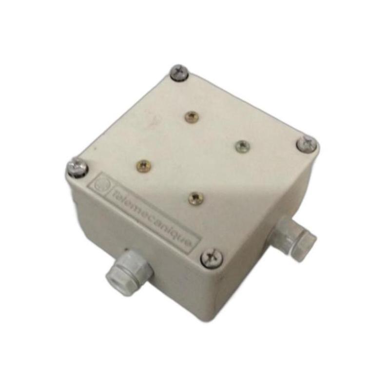 Schneider TSX SCA 50 Fieldbus Connection Accessory New In Stock
