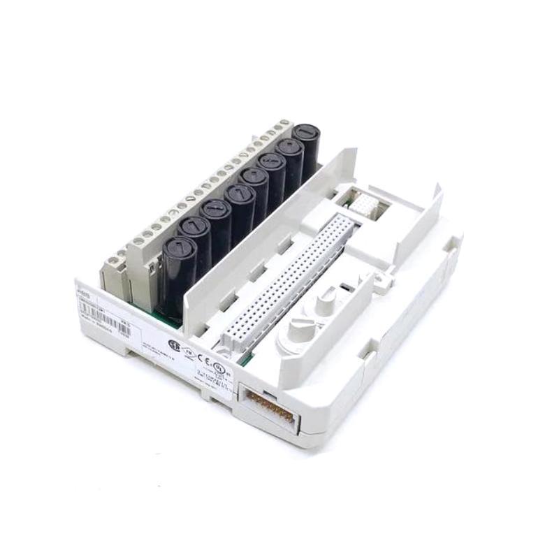 ABB TU838 3BSE008572R1 S800 I/O Extended Module Termination Unit (MTU Fast Shipping!